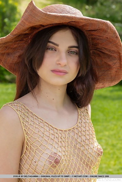 Zoelie in Natural Style by Deltagamma from Met Art